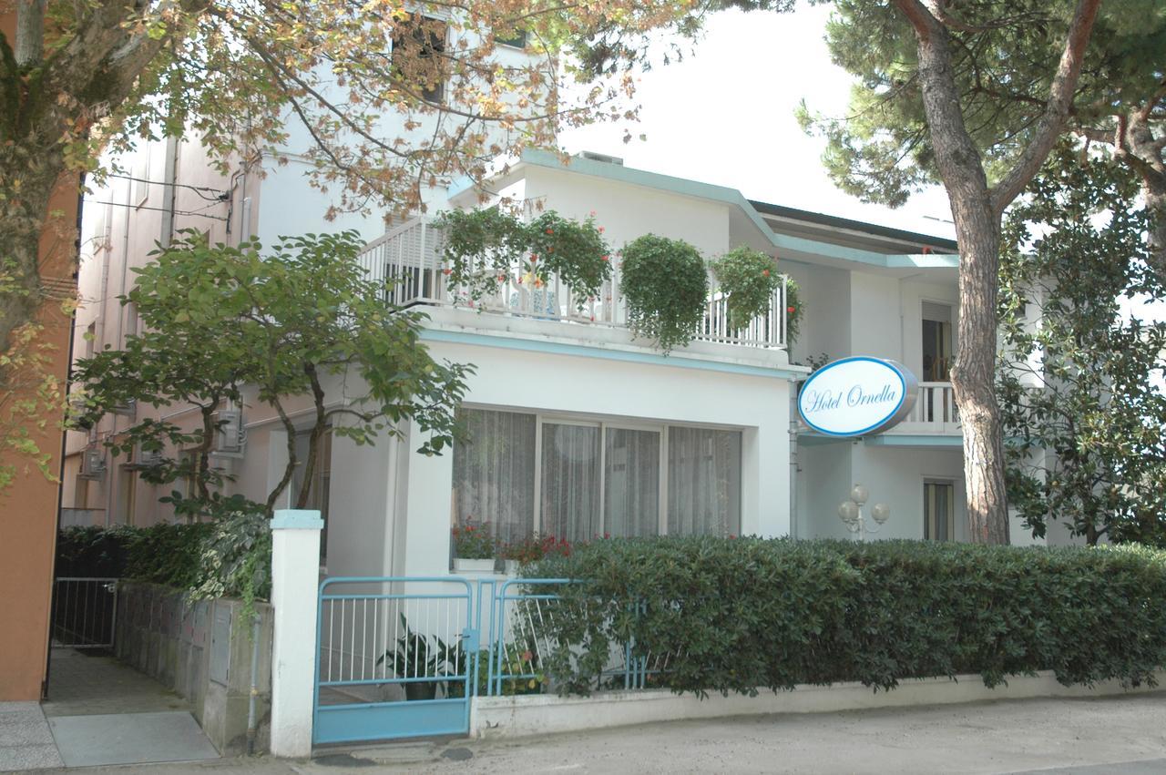 Hotel Pensione Ornella Чезенатико Экстерьер фото